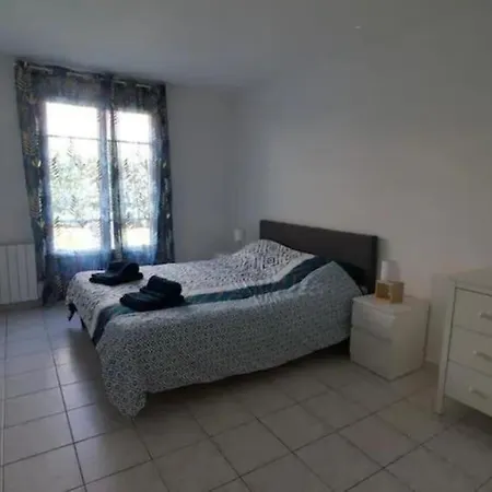 Maison 6 Personnes A 4 Kms De Отель Маньи-ле-Онгр